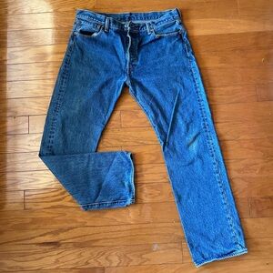 Levi’s Men’s 501 Button-fly jeans 35x32